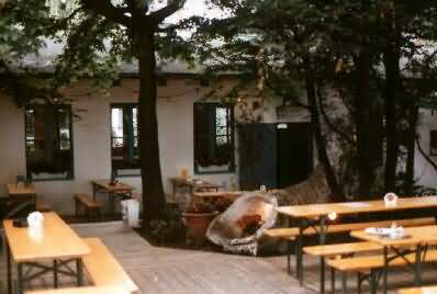 Der romantisch - idyllische Biergarten